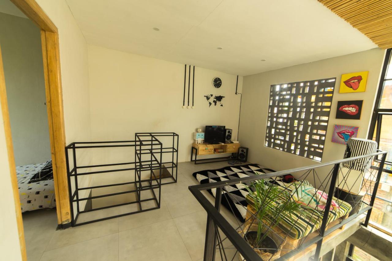 Happy House Bnb Bromo Backpacker Probolinggo Zewnętrze zdjęcie
