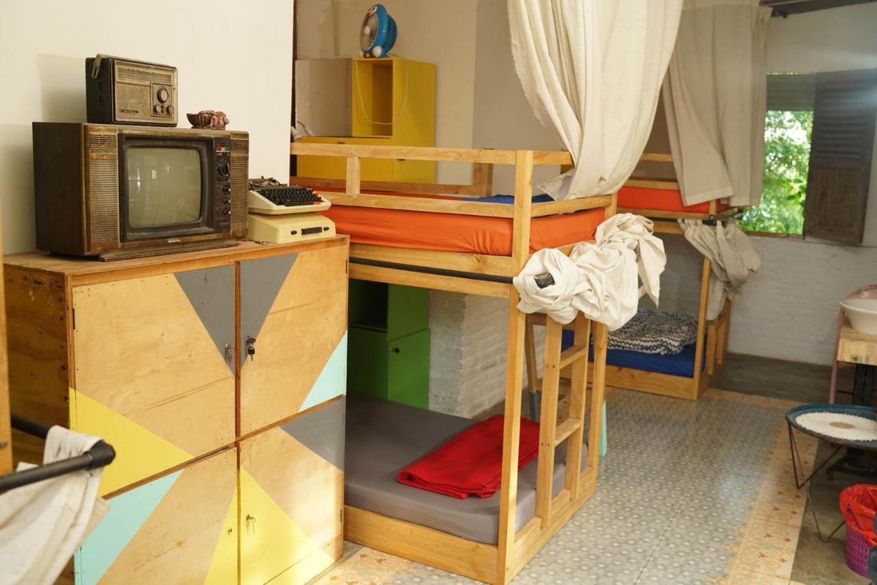 Happy House Bnb Bromo Backpacker Probolinggo Zewnętrze zdjęcie